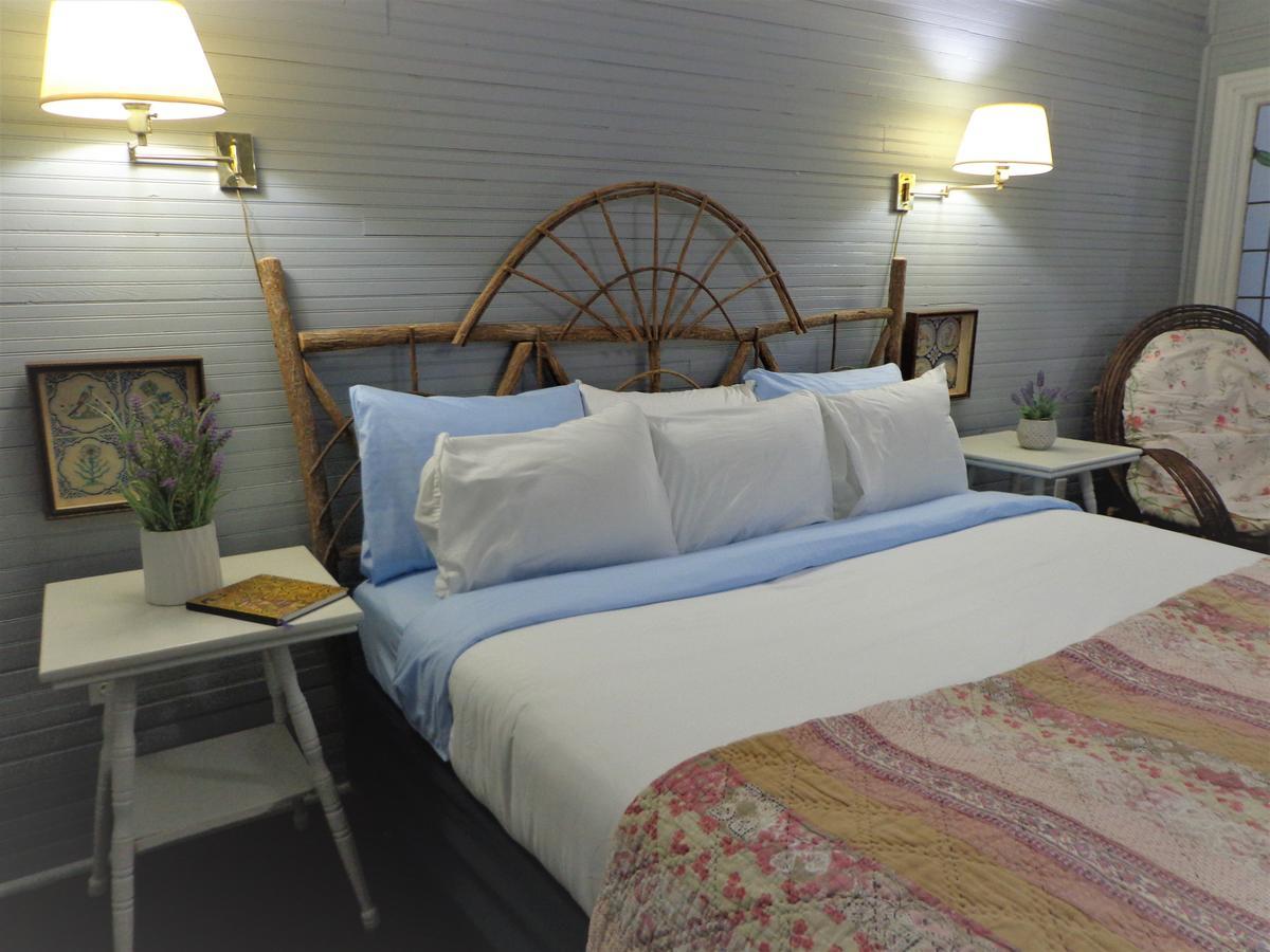 Grand Old Lady Hotel Waynesville Esterno foto