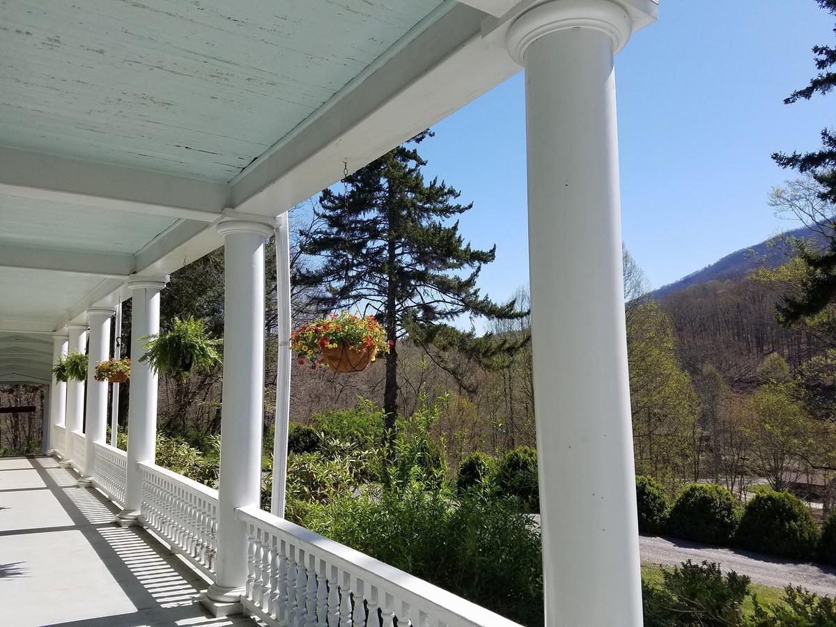 Grand Old Lady Hotel Waynesville Esterno foto