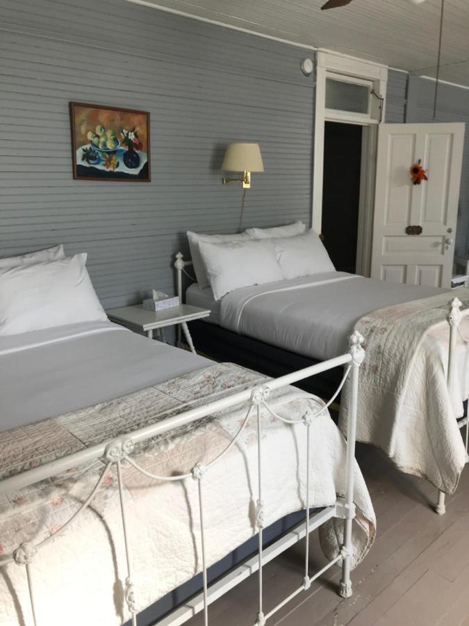 Grand Old Lady Hotel Waynesville Esterno foto