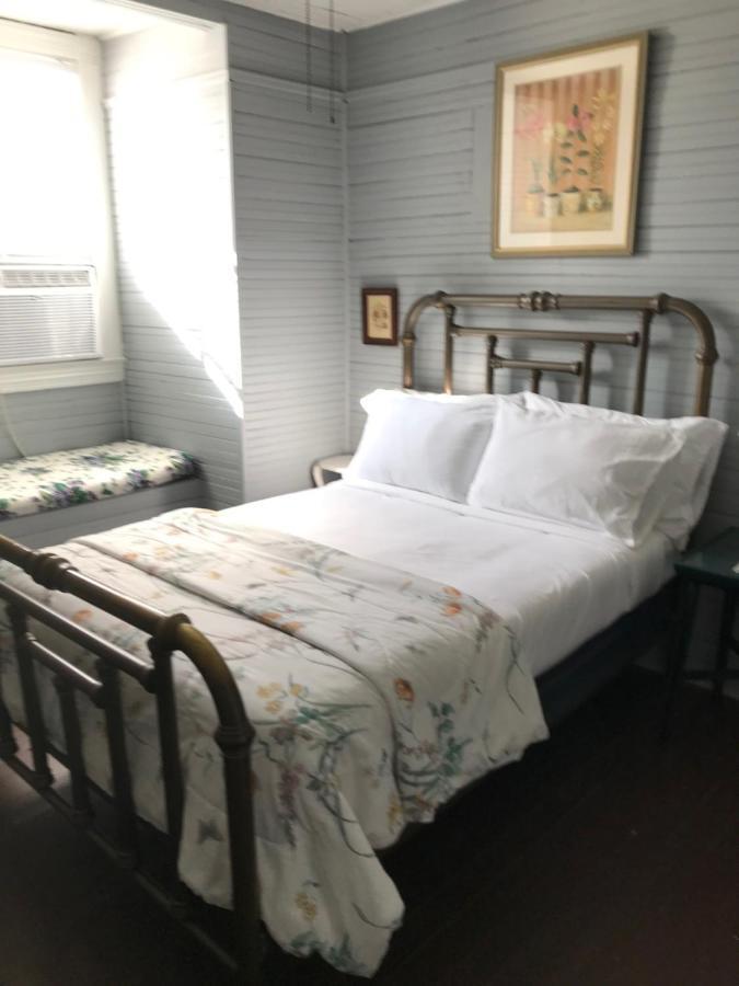 Grand Old Lady Hotel Waynesville Esterno foto